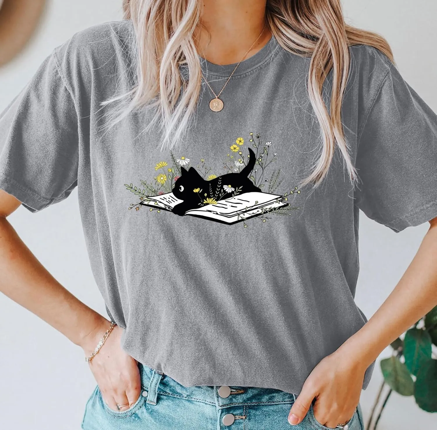 Cat Book T Shirt for Women Funny Summer Short Sleeve Tops Print Graphic Tees