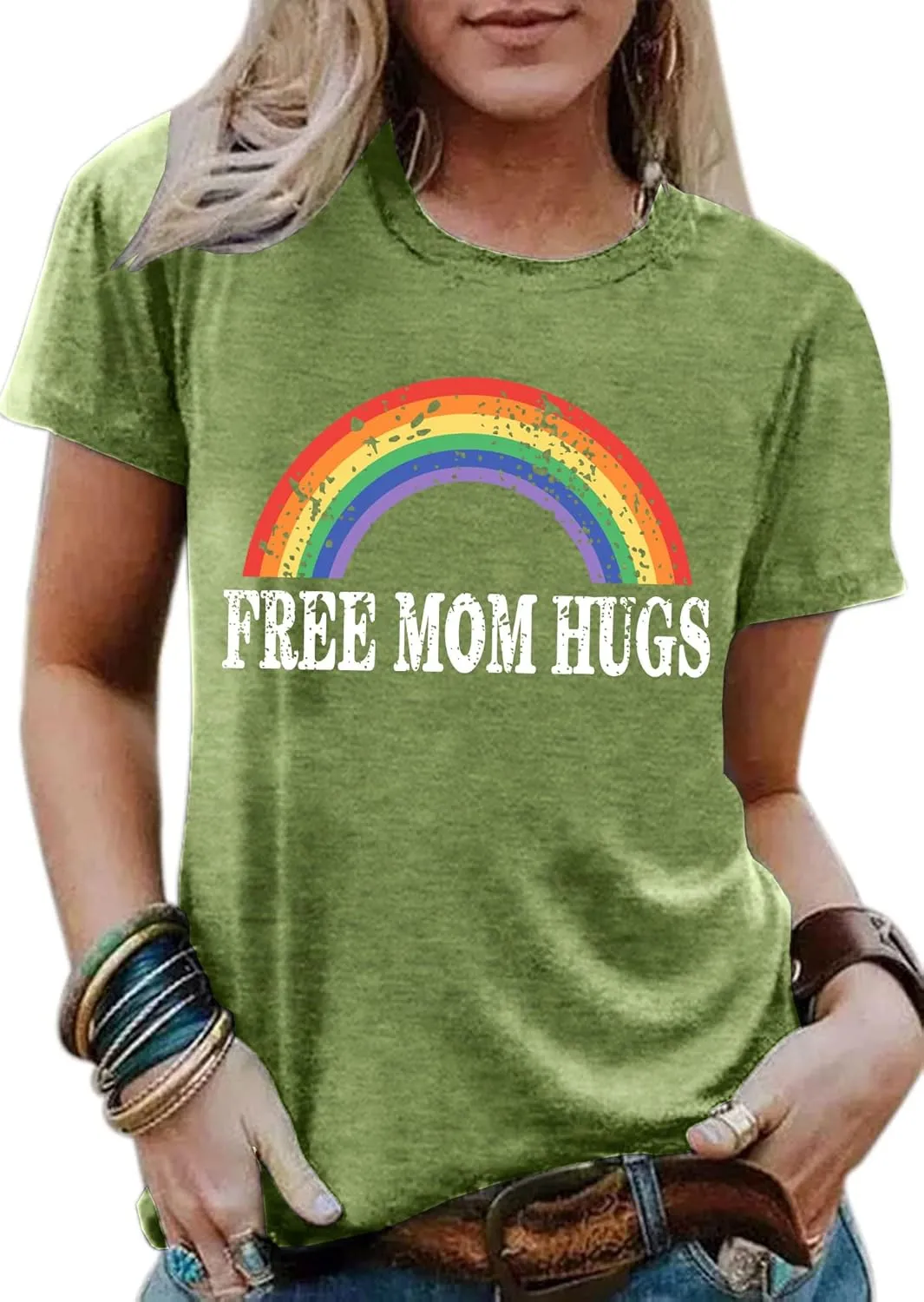 hohololo Pride Shirts Women Rainbows Graphic Tees Shirts Free Mom Hugs T-Shirt LGBTQ Short Sleeve Tops